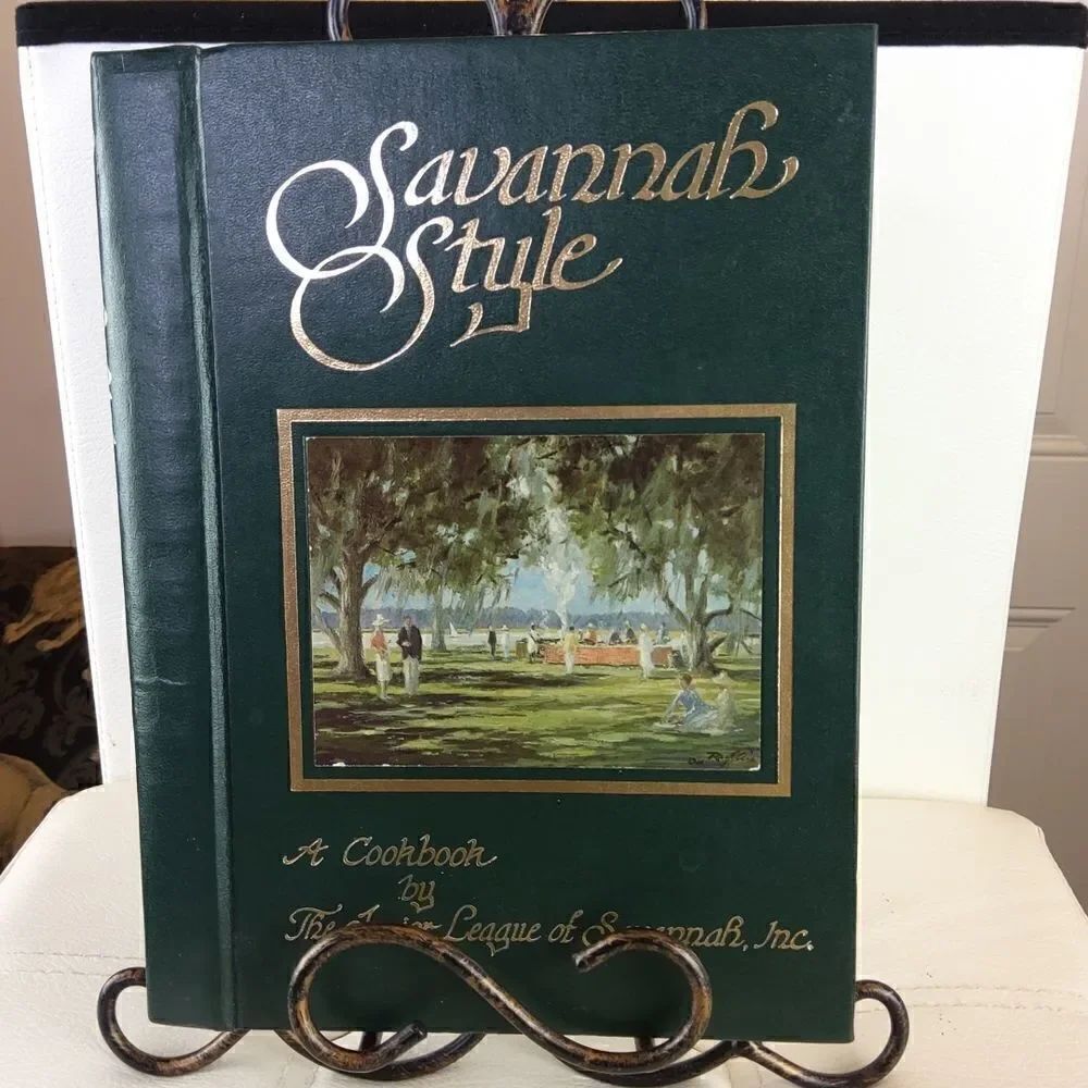 Savannah style a cookbook by the Junior League of Savannah Inc.